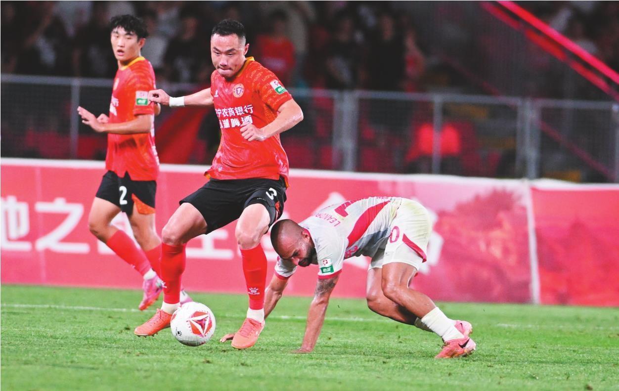 未尝败绩, 从第三轮主, 本报记者