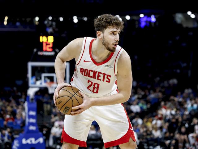 在过去两个, 候接受手术