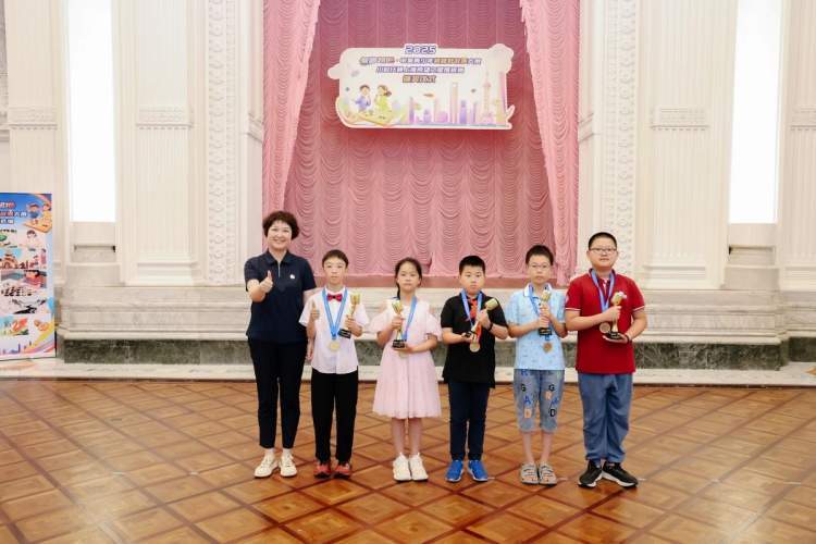 bt, 主任郑允华, 月开赛以来