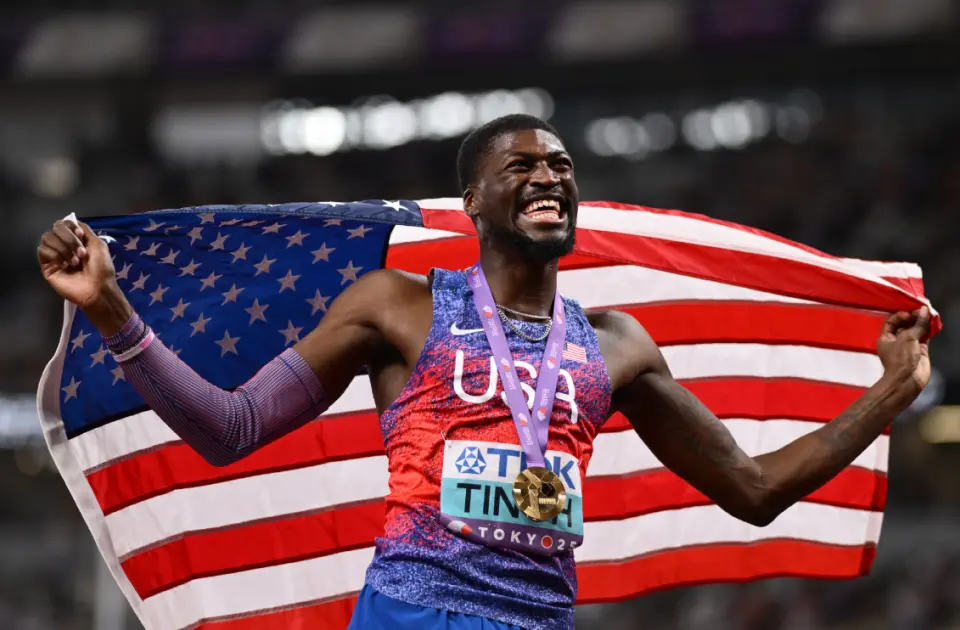 跑肯尼亚加, 得银牌